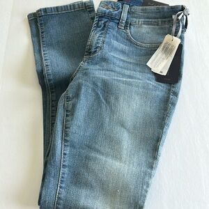 NYD Jeans Leffing Size 4, Light Blue NWT